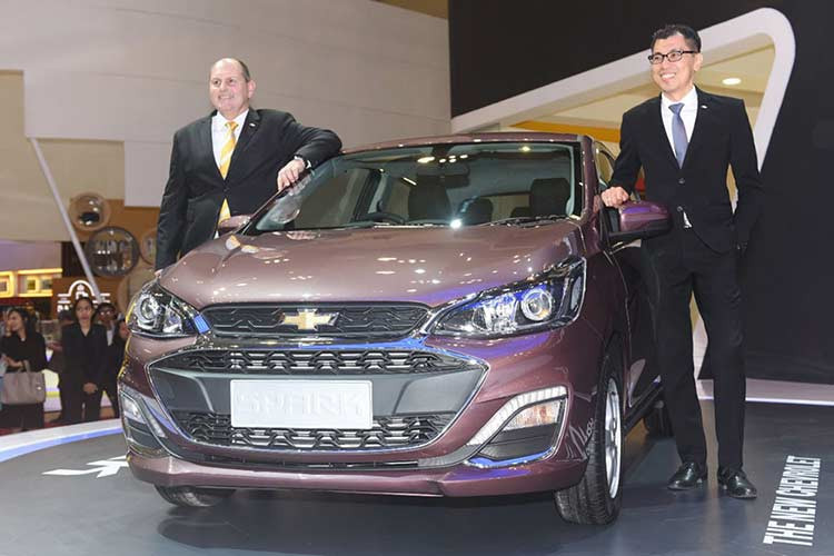 Triển lãm xe quốc tế Gaikindo Indonesia 2018 (GIIAS 2018) mẫu xe Chevrolet Spark 2019 đã chính thức ra mắt thị trường Đông Nam Á. Trước đó, mẫu xe này từng được giới thiệu tại thị trường Mỹ vào tháng 4/2018.