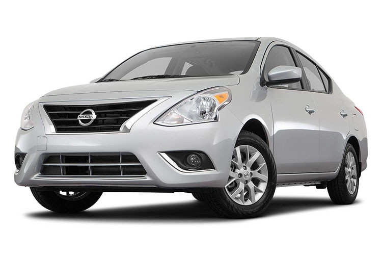 Về thiết kế, Nissan Sunny 2019 vẫn sở hữu kích thước tổng thể dài x rộng x cao (4.425 x 1.695 x 1.500mm), chiều dài cơ sở 2.590mm, khoảng sáng gầm xe 150mm. Ở phiên bản cũ, nó nhận được sự đánh giá cao từ các chuyên gia, người tiêu dùng về thiết kế với khung gầm chắc chắn.