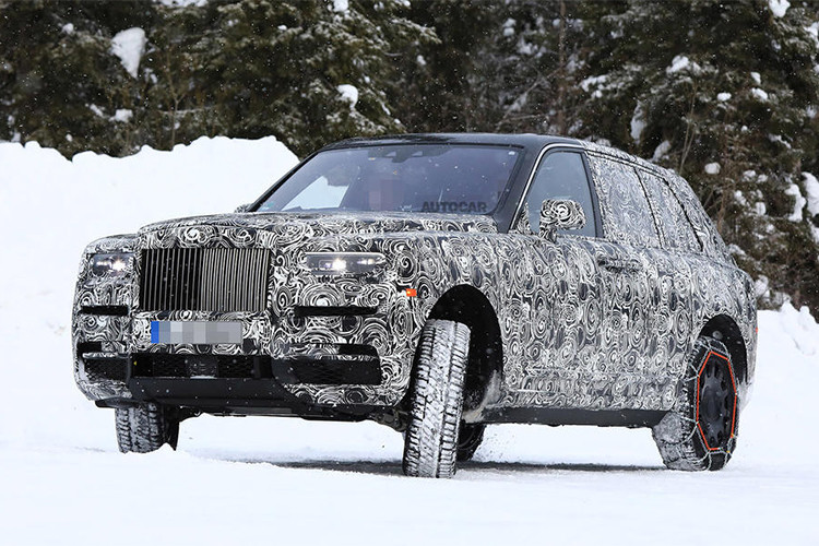 Hành trình này sẽ bao gồm nhiều thử thách off-road với hàng dặm địa hình gồ ghề. Rolls-Royce Cullinan và các thành viên của Thử thách cuối cùng sẽ đồng hành cùng nhà thám hiểm, nhiếp ảnh gia Cory Richards, người được vinh danh là Nhà thám hiểm của kênh truyền hình National Geographic năm 2012.