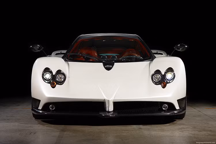  "Độc bản" Pagani Zonda EE là phiên bản được thiết kế dành riêng cho một khách hàng Trung Đông dựa trên Zonda 760 Series.
