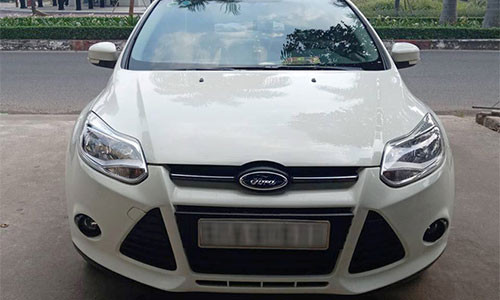 Chiếc Ford Focus của ông Võ Quốc Bình, người đã đệ đơn kiện Ford Việt Nam vì lỗi hộp số Powershift. Ảnh: Hoa Kim Cuong.