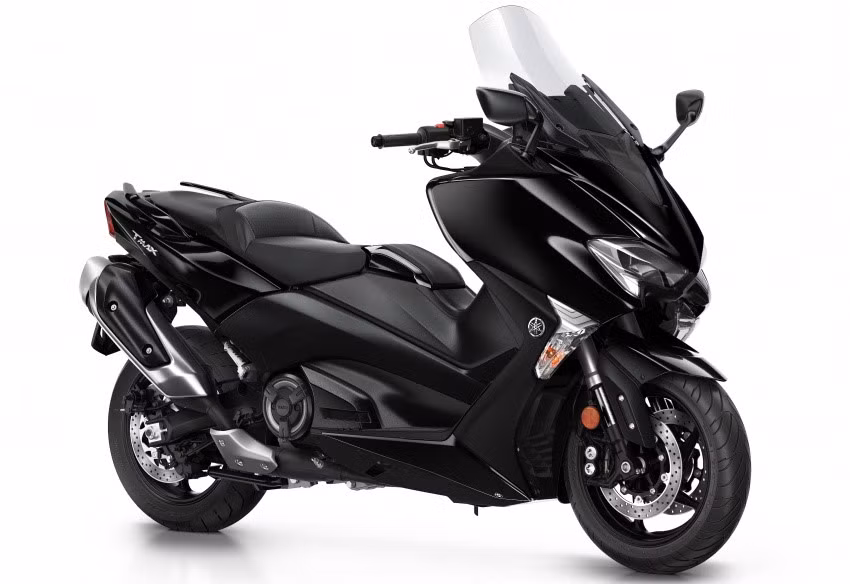 Hãng xe máy Yamaha đã có những nâng cấp đáng kể nhằm đưa mẫu xe ga Yamaha TMax 2018 lên một tầm cao mới. Chiếc tay ga phân khối lớn hiện có 2 phiên bản gồm SX Sport Edition và DX cho thị trường châu Âu.