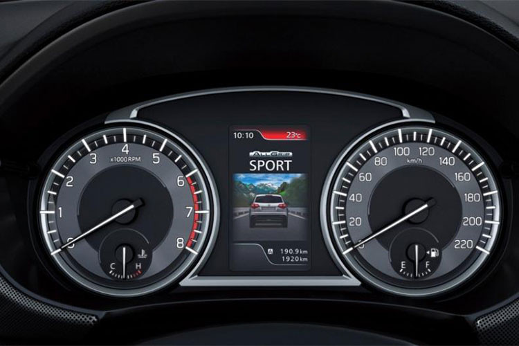 Các trang bị an toàn của Suzuki Vitara phiên bản 2019 được dự đoán sẽ bao gồm hệ thống phanh khẩn cấp tự động, cảnh báo và ngăn chệch làn đường, nhận diện biển báo giao thông, phát hiện điểm mù hay cảnh báo phương tiện cắt ngang khi lùi... 