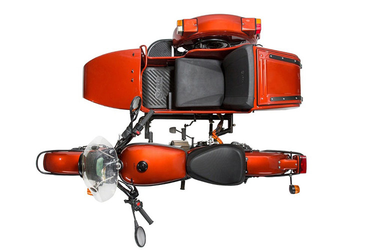 Các chi tiết như hệ thống treo, khung xe và yên xe, cùng hệ thống treo trước và sau của xe đều là cặp lò xo trụ với giảm chấn thủy lực bên trong.