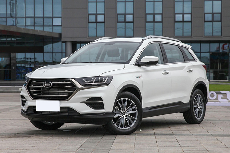 Được biết, SWM G01 sẽ ra mắt người dùng Việt trong khoảng tháng 4 hoặc tháng 5 tới với mức giá xe SWM G01 dự kiến vào khoảng 600 triệu đồng. Đây là một mức giá khá hấp dẫn nếu so với các đối thủ đến từ Nhật hay Hàn và ngang tầm cùng các đối thủ cũng đến từ Trung Quốc khác.