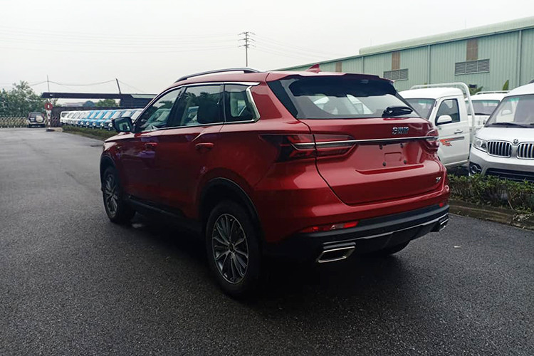 SWM G01 được trang bị động cơ tăng áp của Shineray có dung tích 1.5L kết hợp với hộp số tự động 6 cấp và hệ dẫn động cầu trước, cho công suất tối đa 156 mã lực và mô-men xoắn cực đại 230 Nm. Trang bị an toàn gồm có phanh ABS, phân bổ lực phanh điện tử EBD, phanh tay điện tử, cân bằng điện tử, hệ thống chống trượt, hỗ trợ khởi hàng ngang dốc…