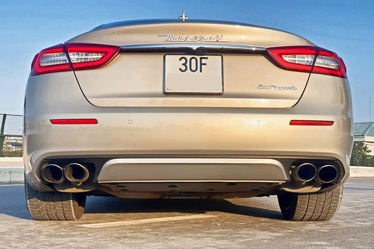 Hãng xe Ý, Maserati đã hiệu chỉnh lại phần mặt trước, cản sau và gầm xe, khiến cho tính khí động học của chiếc xe tăng lên 10%. So với bản thường, GranLusso tạo khác biệt ở cản trước, la-zăng 20 inch Mercurio, biểu tượng 'GranLusso' sau vòm bánh trước và các chi tiết mạ crôm.