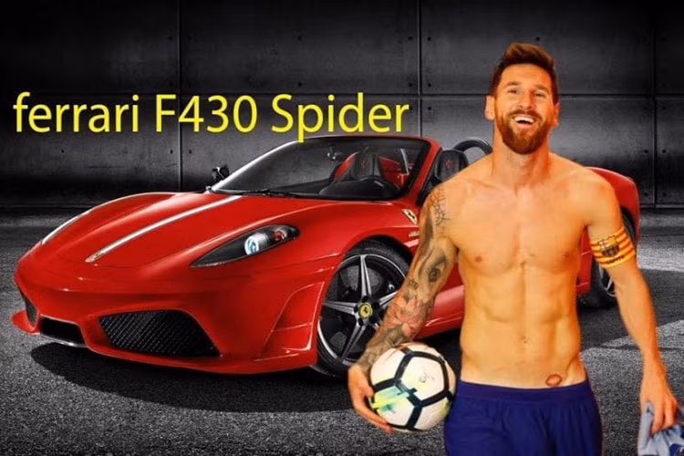 Một trong những siêu xe của Messi đam mê nhất là Ferrari F430 Spider 2009. Đây là chiếc xe mà Messi vô cùng yêu thích vì vẻ ngoài vô cùng cuốn hút và quyến rũ. Nó khiến cho bất kỳ ai khi nhìn vào nó cũng không thể rời mắt. F430 Spider sở hữu khối động cơ V8, dung tích 4.3 lít, cho công suất 483 mã lực, mô-men xoắn 465 Nm, sử dụng hộp số sàn 6 cấp.