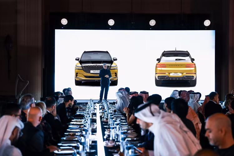 Sự kiện ra mắt Genesis One of One là sự khởi đầu cho tầm nhìn mà Genesis đã công bố vào tháng 12/2019 nhằm "nâng cấp hiệu suất xe và mang đến sự sang trọng tốt nhất cho Trung Đông thông qua các dự án phù hợp với khách hàng". Cái tên One of One được lấy cảm hứng từ các tác phẩm nghệ thuật và đồ sưu tầm.