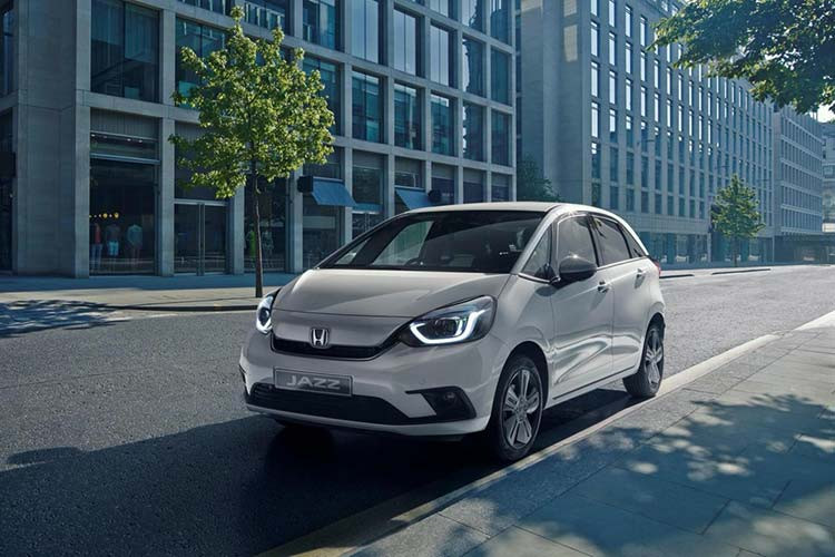 Vào hồi tháng 11 năm ngoái, hãng Honda đã chính thức ra mắt Jazz thế hệ mới tại thị trường Nhật Bản. Theo kế hoạch, Honda Jazz 2020 mới sẽ trình làng tại thị trường châu Âu vào mùa hè năm nay. Trước thời điểm đó, hãng Honda đã công bố một số thông tin chính thức của Jazz 2020 dành cho thị trường châu Âu.