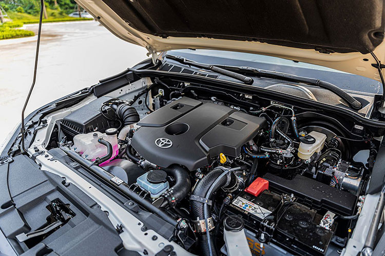 Bên cạnh đó, Toyota Việt Nam tiếp tục triển khai chương trình ưu đãi với gói gia hạn bảo hành 2 năm/50.000km (tùy điều kiện nào đến trước) dành cho khách hàng mua xe Toyota Fortuner đến hết ngày 31/12/2022.