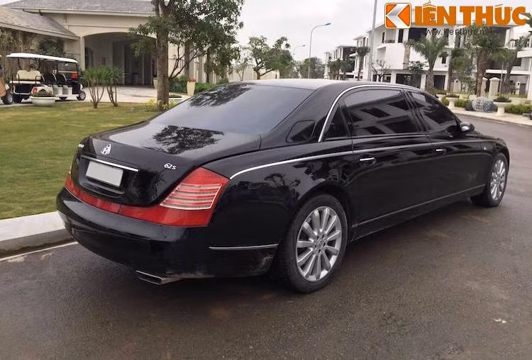 Chiếc xe siêu sang Maybach 62S vẫn được trang bị động cơ V12, dung tích 5.5 lít như phiên bản tiêu chuẩn, nhưng "trái tim" này trên 62S sản sinh đến công suất cực đại 620 mã lực, tăng 77 mã lực.