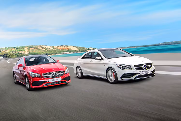 Xe được thiết kế ngoại thất với những đường cong táo bạo, đầu tiên là đường uốn cong từ phía trước ra sau tạo nên viền cửa hình dáng coupé. Đường cong thứ hai được kéo dài từ hốc bánh sau cho đến tận viền LED của cụm đèn trước, mang đến cảm giác chiếc xe đang ‘phi nước đại’ về phía trước.