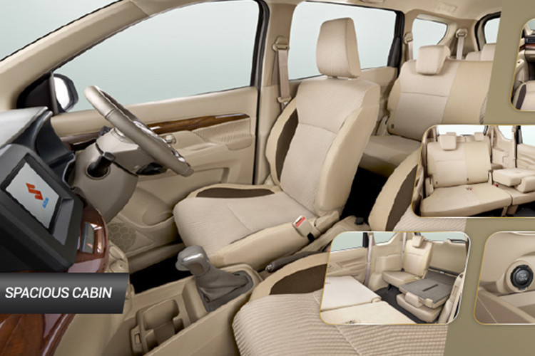 Về nội thất, đặc biệt là khu vực điều khiển trung tâm ốp gỗ giả và bố trí tách biệt. Hệ thống cửa gió điều hòa trải dài khu vực điều khiển, trong khi màn hình thông tin giải trí được đặt nổi – giống Ignis. Vô-lăng đáy phẳng tương tự người anh em Swift và Dzire mới. Xe được trang bị cửa gió điều hòa gắn trên trần xe cho hàng ghế sau. Hàng ghế thứ 2 có thể gập 60:40 và 50:50 với hàng ghế thứ 3.