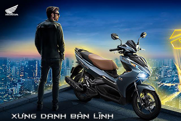 Honda Việt Nam vừa chính thức giới thiệu phiên bản 2021 của cặp đôi Airblade 125cc/150cc. Sự thay đổi chủ yếu của phiên bản xe ga Honda Air Blade 2021 mới chính là việc bổ sung một số màu sắc cũng như đưa tới bộ tem xe mới độc đáo.