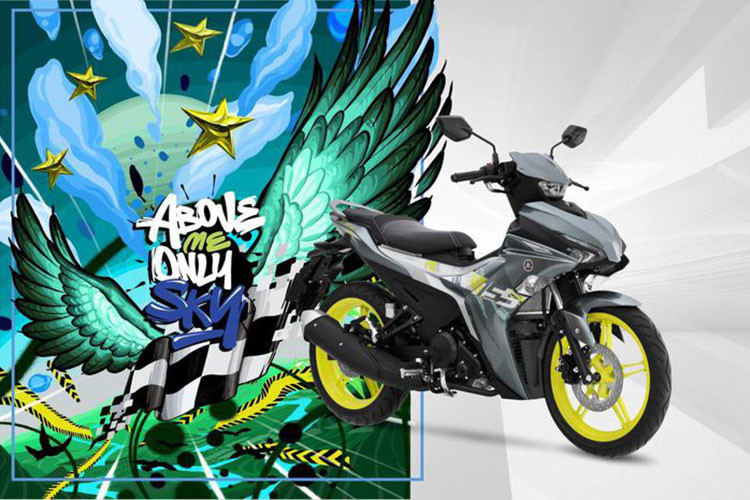 So với đối thủ sừng sỏ Honda Winner X tại Việt Nam, Exciter 155 VVA mạnh hơn 2,3 mã lực và 0,9Nm mô-men xoắn. Exciter 155 được trang bị hộp số 6 cấp với bộ ly hợp hỗ trợ và chống trượt khi dồn số gấp.