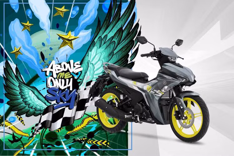 So với đối thủ sừng sỏ Honda Winner X tại Việt Nam, Exciter 155 VVA mạnh hơn 2,3 mã lực và 0,9Nm mô-men xoắn. Exciter 155 được trang bị hộp số 6 cấp với bộ ly hợp hỗ trợ và chống trượt khi dồn số gấp.