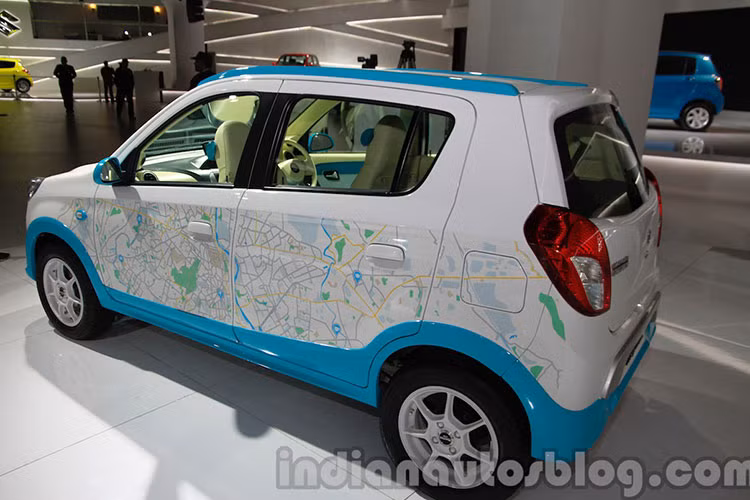 Phiên bản mới của Suzuki Alto 800 vẫn sở hữu động cơ xăng hoặc chạy bằng khí nén thiên nhiên CNG với 3 xy-lanh và dung tích 0,8 lít.