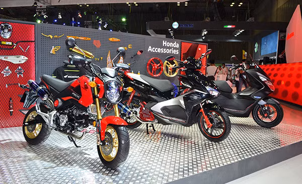 Thi truong xe may Viet vuot moc 3 trieu xe nam 2016