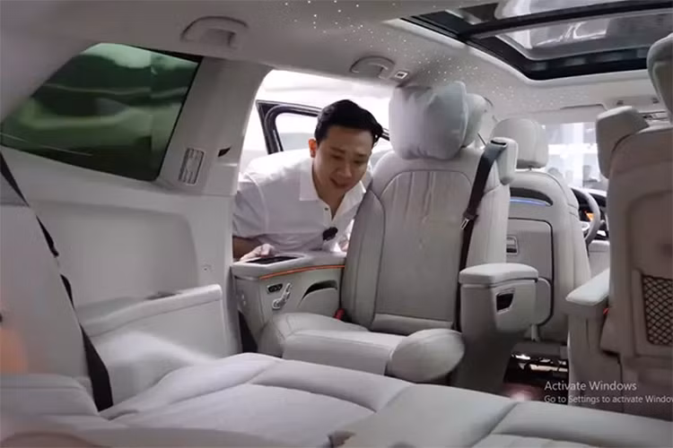 Sức mạnh trên chiếc xe xe MPV cỡ lớn Volkswagen Viloran 2024 của MC Trấn Thành mới tậu là khối động cơ xăng 4 xi-lanh, tăng áp, dung tích 2.0 lít, với công suất tối đa 220 mã lực và mô-men xoắn cực đại 350 Nm. Động cơ đi với hộp số tự động ly hợp kép ướt 7 cấp.