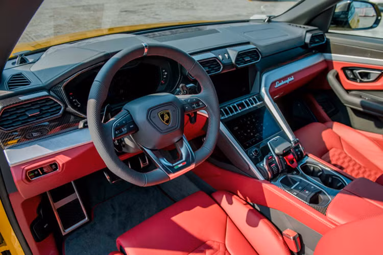 Lamborghini Urus chinh hang tai Viet Nam ban ra chi tu 13 ty dong-Hinh-2