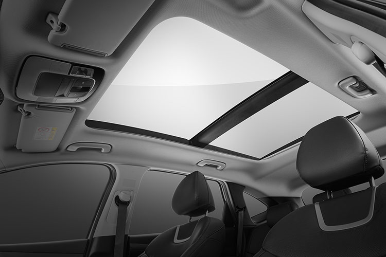 Tucson tiếp tục được trang bị 3 phiên bản động cơ thế hệ Smartstream. Động cơ Smartstream 1.6L T-GDi (mã hiệu G4FP) cho công suất cực đại 180 mã lực tại 5.500 vòng/phút cùng Momen xoắn cực đại 265Nm tại 1.500 ~ 4.500 vòng/phút. Động cơ này ứng dụng công nghệ van biến thiên liên tục CVVD thay thế cho động cơ Gamma 1.6L T-GDi cũ được tối ưu gia tăng 4% công suất, tăng 5% hiệu suất, giảm 12% lượng khí thải.