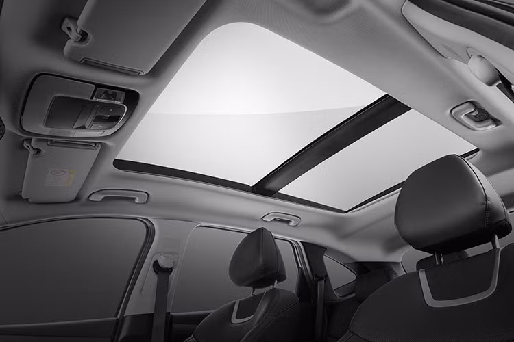 Tucson tiếp tục được trang bị 3 phiên bản động cơ thế hệ Smartstream. Động cơ Smartstream 1.6L T-GDi (mã hiệu G4FP) cho công suất cực đại 180 mã lực tại 5.500 vòng/phút cùng Momen xoắn cực đại 265Nm tại 1.500 ~ 4.500 vòng/phút. Động cơ này ứng dụng công nghệ van biến thiên liên tục CVVD thay thế cho động cơ Gamma 1.6L T-GDi cũ được tối ưu gia tăng 4% công suất, tăng 5% hiệu suất, giảm 12% lượng khí thải.