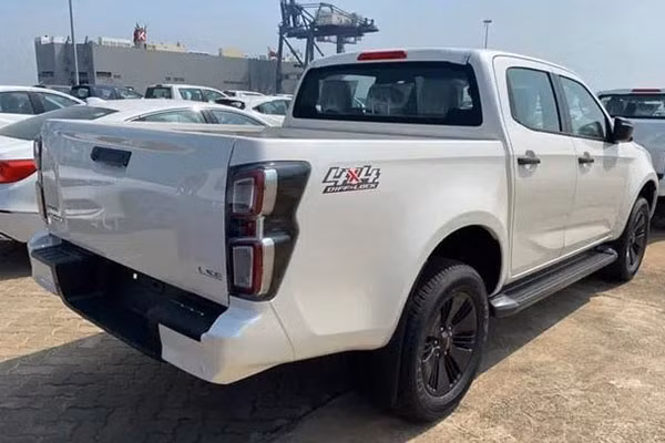 Ly do nao khien Isuzu D-Max 