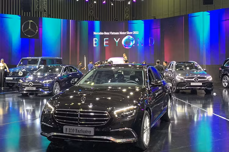 Gan 2 nghin xe oto moi duoc ban ra tai Vietnam Motor Show 2022