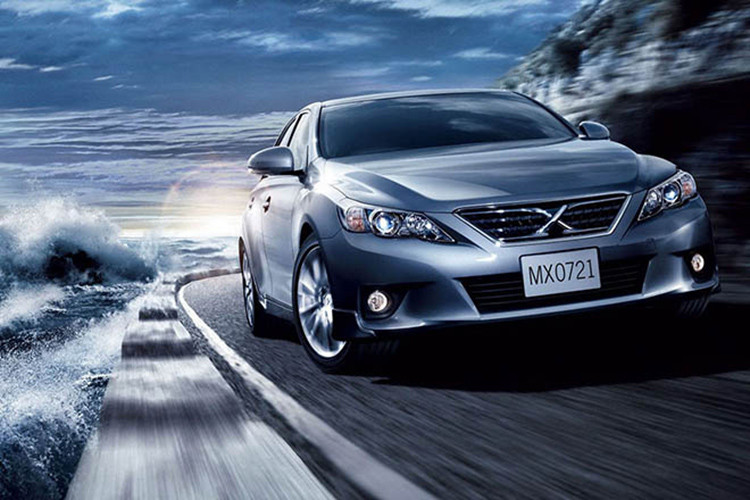 Cung cấp sức mạnh cho xe là khối động cơ xăng 2,5 lít với công suất tối đa 203 mã lực và mô-men xoắn cực đại 243 Nm, kết hợp với hộp số tự động 6 cấp. Tại thị trường Nhật Bản, giá xe Toyota Mark X Final Edition 2019 khởi điểm từ 3.331.800 Yên (khoảng 693 triệu đồng) cho bản 250S và 3.489.480 Yên (khoảng 726 triệu đồng) cho bản 250S Four.