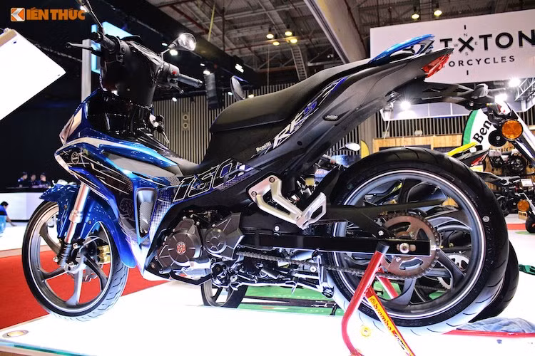 Benelli chưa công bố giá bán RFS 150i tại Việt Nam. Tuy nhiên nếu như được định giá cao hơn mức từ 35 - 37 triệu, chiếc xe sẽ rất khó để có thể cạnh tranh với 2 đối thủ từ Honda và Yamaha do thương hiệu không "nổi" bằng. Tại thị trường gần Việt Nam nhất là Malaysia, mẫu xe này có giá khởi điểm khoảng 1680 USD (Tương đương 38 triệu đồng).