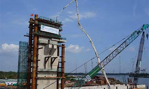 Cống ngăn triều Mương Chuối ở khu vực Nhà Bè hiện đã xây dựng gần xong, dự kiến sẽ vận hành trong năm 2018. (Ảnh do Trung Nam Group cung cấp).