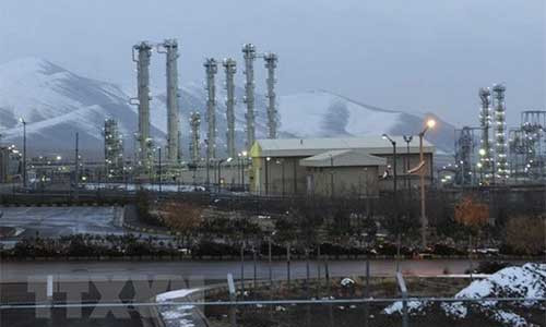 Lò phản ứng hạt nhân nước nặng Arak tại thành phố Arak, miền Trung Iran. (Nguồn: AP/TTXVN).