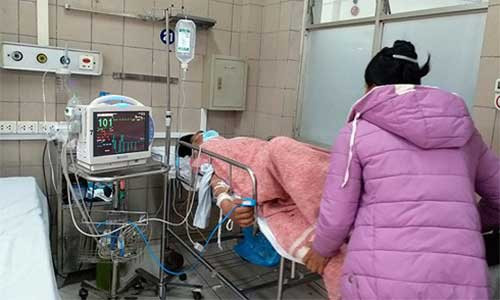 Uống rượu đạt chuẩn cũng bị ngộ độc.