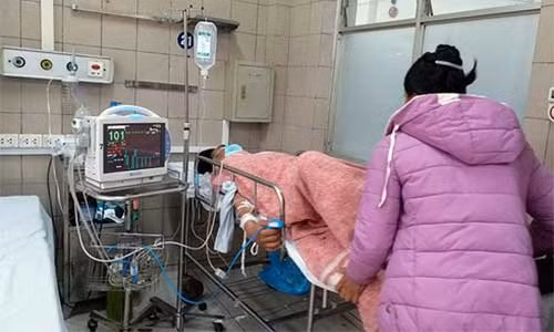 Uống rượu đạt chuẩn cũng bị ngộ độc.