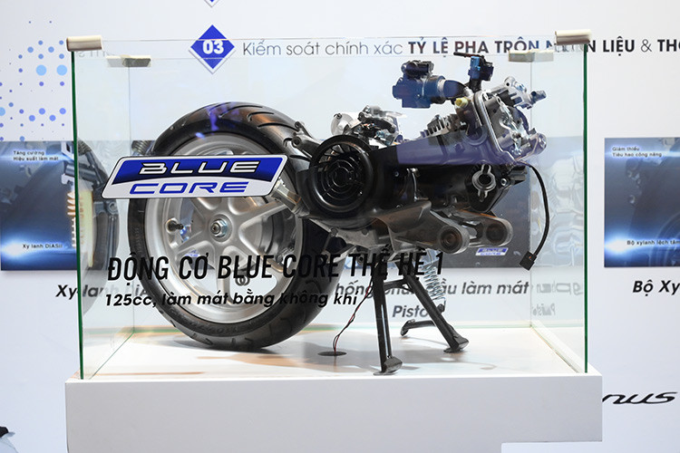 Năm 2018, động cơ Blue Core 125cc thế hệ mới lần đầu tiên được áp dụng trên xe tay ga Grande Blue Core Hybrid. Thế hệ động cơ mới này sử dụng hệ thống làm mát bằng không khí, có trọng lượng động cơ giảm 840g, tích hợp hệ thống trợ lực điện Hybrid mang đến trải nghiệm lái êm hơn, khả năng tăng tốc mạnh mẽ và tiết kiệm nhiên liệu tối ưu.