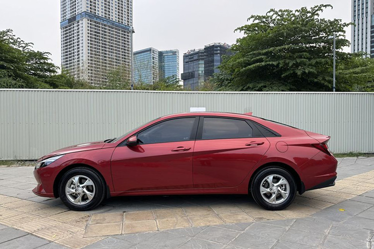 Hyundai Elantra VIN 2023 tai Viet Nam bat ngo giam 125 trieu dong-Hinh-5