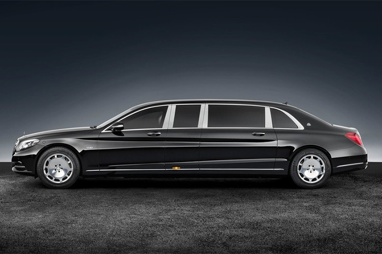 Giá khởi điểm của Mercedes-Maybach Pullman 2019 là 500.000 euro (tương đương khoảng 14 tỷ đồng). Nếu bạn là người muốn tận hưởng thêm thắt option sang chảnh hơn, cần phải chi ra thêm một số tiền đáng kể.