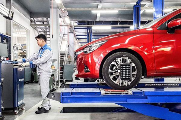 Tan trang oto choi Tet, can trong khong “tien mat tat mang”