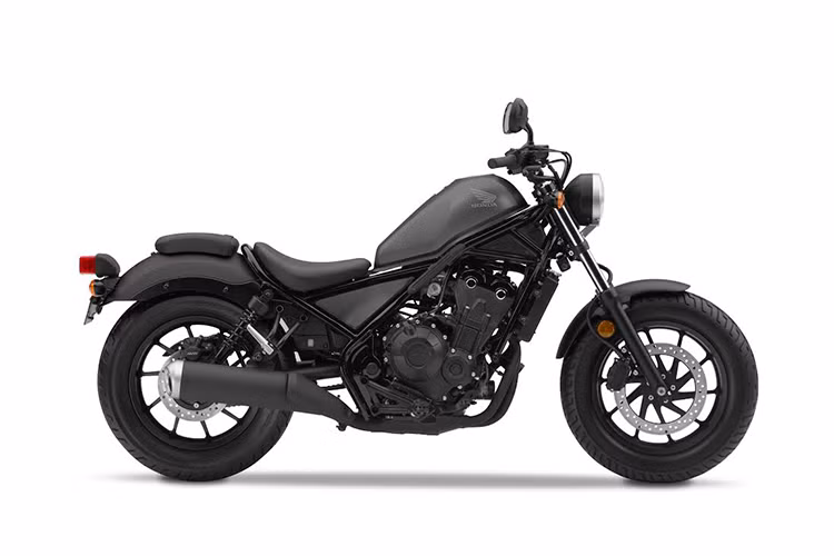 Mẫu xe môtô Honda Rebel 500 mới được ra mắt thị trường Đông Nam Á lần đầu tiên tại Triển lãm Thailand motorshow 2016. So với thế hệ đầu tiên, những chiếc Rebel mới đã lột bỏ hoàn toàn kiểu dáng già cỗi của một chiếc cruiser truyền thống. Xe thuộc dòng cruiser cỡ trung, nhưng lai tạp chút phong cách của dòng bobber hướng tới những người trẻ tuổi.