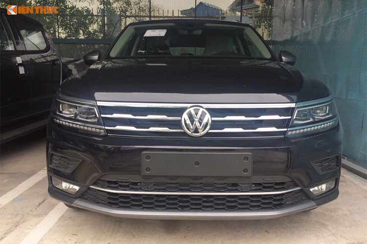 Mẫu xe SUV Volkswagen Tiguan mới có chiều dài tổng 4,7m, hơn bản Tiguan hiện tại 26,8cm, phần đầu xe từ trục bánh xe trước đến hết cản trước được thiết kế khí động học hơn ngắn hơn bản thường 2,9cm, tạo chỗ ngồi rộng rãi cho hàng ghế thứ 2 và thứ 3. Chiều dài 4,7m cũng khiến nó trở thành chiếc xe rộng hơn nhiều so với các xe 5+2.
