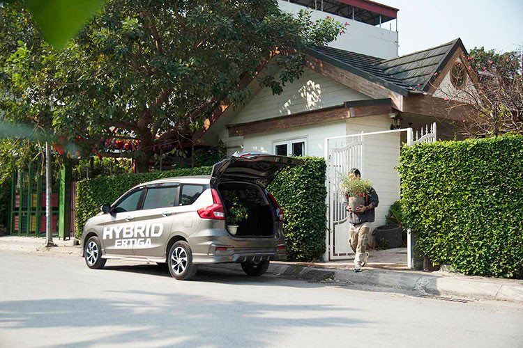 Xe MPV Suzuki Hybrid Ertiga chay dich vu co du sinh loi?-Hinh-4