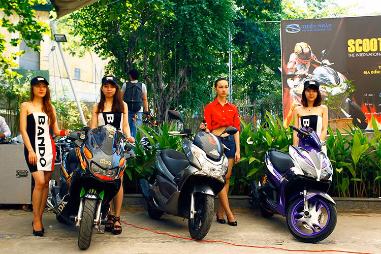 Đây là sân chơi tạo cơ hội giao lưu gặp gỡ giữa những người yêu xe tay ga cũng như các hội nhóm.