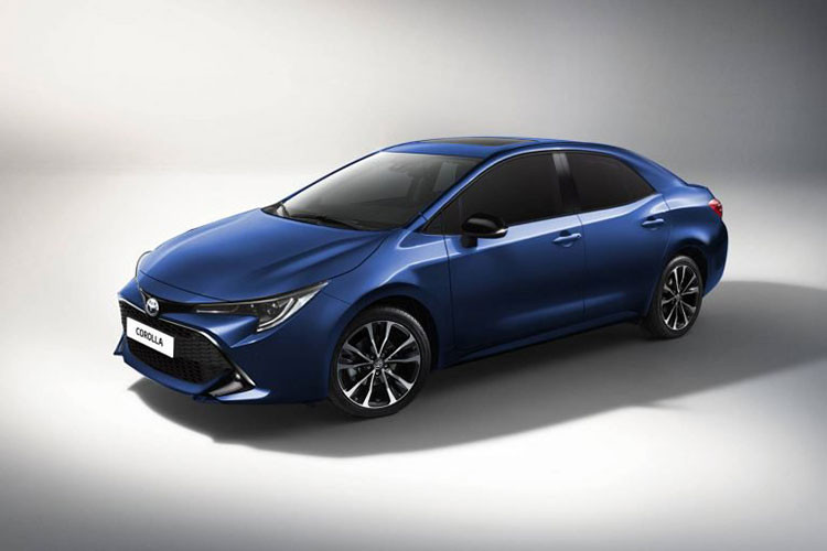 Hãng xe Nhật Bản đã chính thức thông báo rằng mẫu sedan Toyota Corolla 2019 hoàn toàn mới sẽ được trưng bày trước công chúng trong tuần tới ở Triển lãm Ô tô Quảng Châu 2018 diễn ra từ ngày 17 đến 25/11 tới đây.