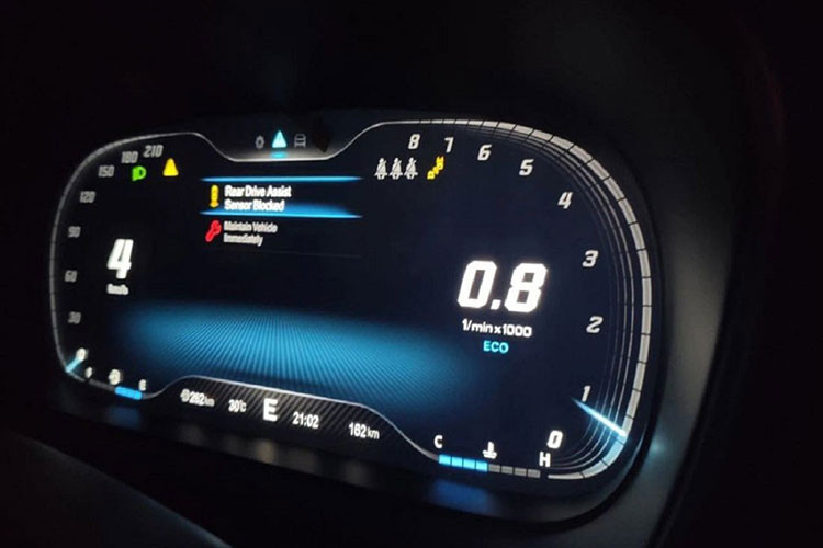 Vu MG HS tai Viet Nam loi nang - chu xe muon den bu thoa dang-Hinh-2