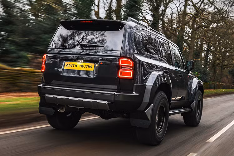 Với những nâng cấp mạnh mẽ cả về khả năng vận hành lẫn thiết kế, Land Cruiser Prado AT37 hứa hẹn sẽ là lựa chọn lý tưởng cho những tín đồ xe địa hình và những người yêu thích sự khám phá. Đây không chỉ là một chiếc SUV, mà còn là biểu tượng của khả năng chinh phục mọi thử thách trên hành trình.