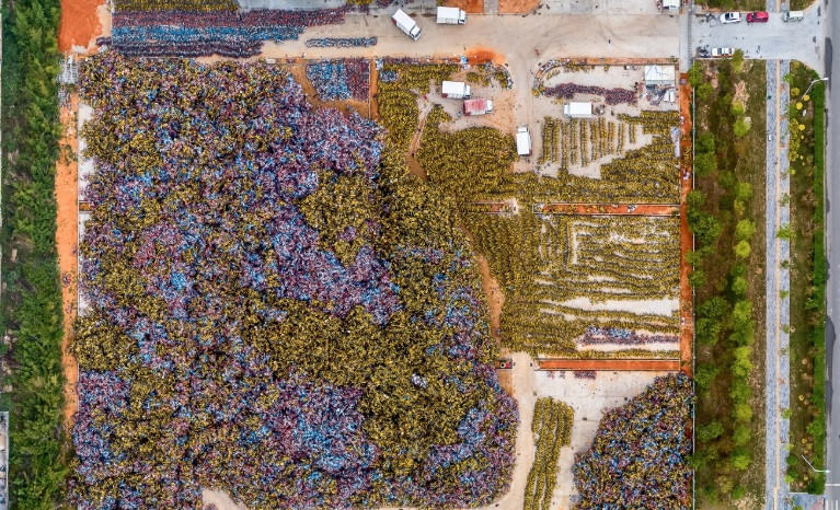 Wu Guoyong đã chụp khắp 15 tỉnh thành, những nơi có "nghĩa trang" xe đạp chia sẻ đến từ nhiều công ty nổi tiếng tại quốc gia này như Ofo, Bluegogo, Gobee và Mobike.