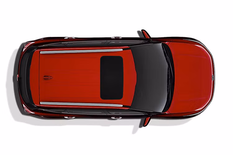 Cả hai động cơ sẽ kết hợp với hộp số tự động ly hợp kép 7 cấp. Điều thú vị là Kia Seltos 2020 tại Hàn Quốc sẽ có hệ dẫn động 4 bánh tùy chọn. Đây là trang bị đã bị cắt khỏi Kia Seltos 2020 ở Ấn Độ. Ngoài ra, xe còn có 3 chế độ lái là Normal, Sport và Eco. Cuối cùng là những trang bị an toàn đầy đủ và hiện đại, từ cảnh báo va chạm phía trước, hỗ trợ bám theo làn đường, hỗ trợ giữ làn đường, cảnh báo ngủ gật đến hỗ trợ đèn pha.