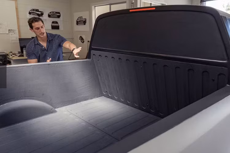 Mặc dù vậy, nhà sản xuất ôtô này hứa hẹn rằng trong tương lai, mẫu xe bán tải điện Telo Truck sẽ có “khả năng chuyên chở của Toyota Tacoma, phạm vi hoạt động và hiệu quả giống như Tesla”.