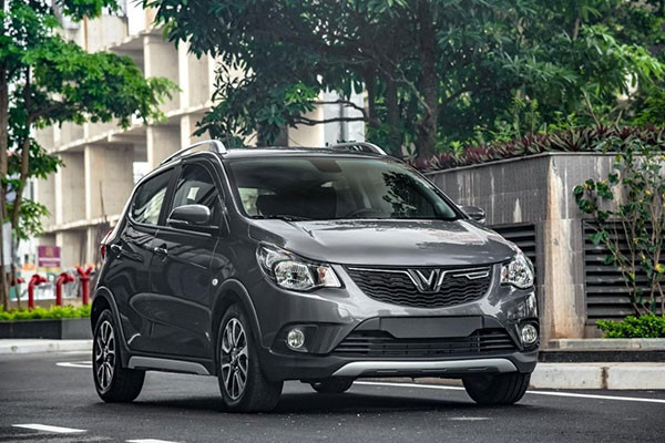 VinFast khang dinh vi the voi 30.000 xe ban ra nam 2020-Hinh-2